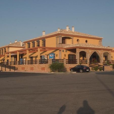 Hotel-Restaurante Cerrillo San Marcos Diezma Eksteriør billede