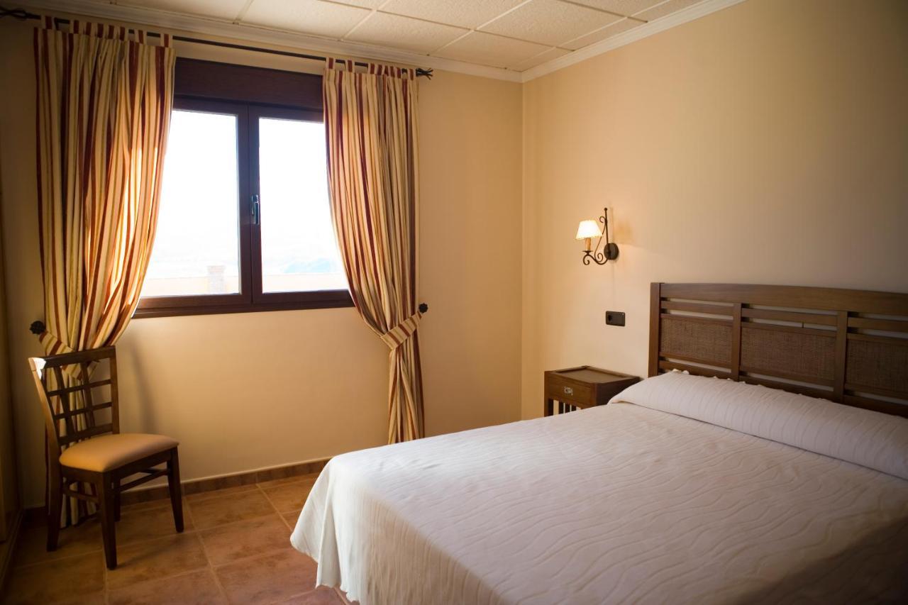 Hotel-Restaurante Cerrillo San Marcos Diezma Eksteriør billede