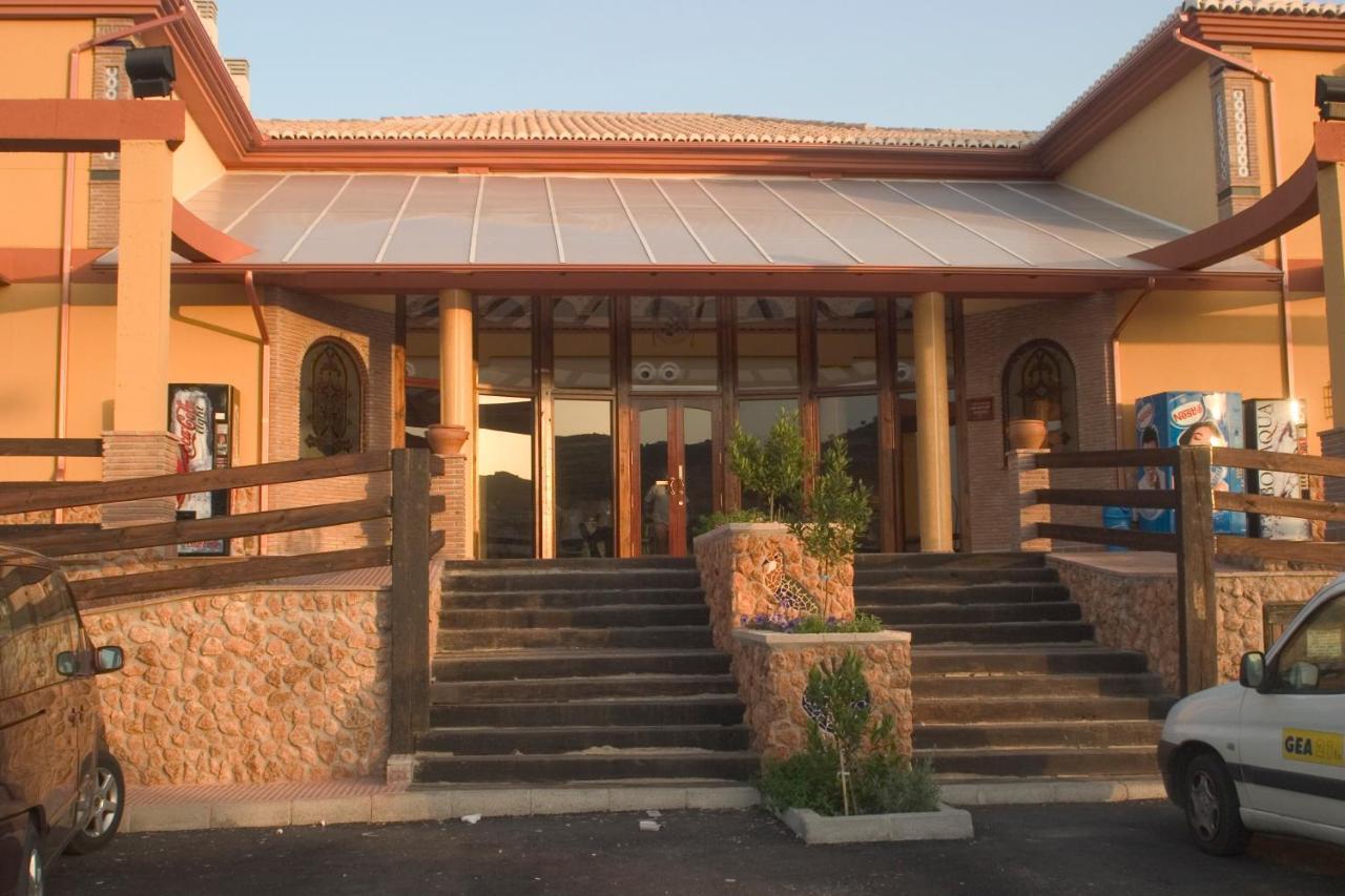 Hotel-Restaurante Cerrillo San Marcos Diezma Eksteriør billede