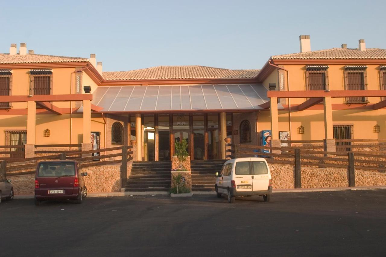 Hotel-Restaurante Cerrillo San Marcos Diezma Eksteriør billede